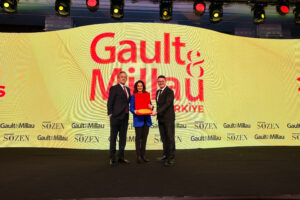 Divan CEO'su Murat Tomruk, Divan Kurumla Şefi Giancarlo Gottardo ve Divan CMO'su Gönül Gültekin